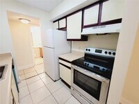 5654 Rock Island Rd, Unit 2