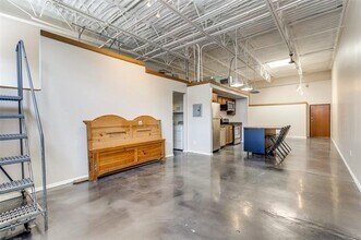 1813 Clarence St in Dallas, TX - Building Photo - Building Photo