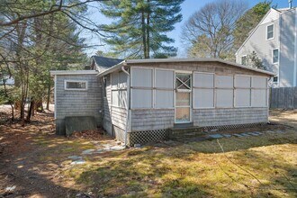 67 Priscilla Ave in Duxbury, MA - Foto de edificio - Building Photo