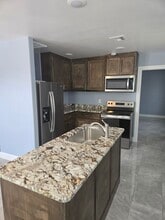 3913 S Harvey Ave in Oklahoma City, OK - Building Photo - Building Photo