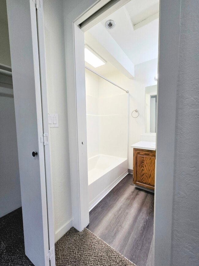 St James Condominiums in Vancouver, WA - Building Photo - Building Photo