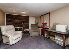 3 E Bell Ave in Des Moines, IA - Building Photo - Building Photo