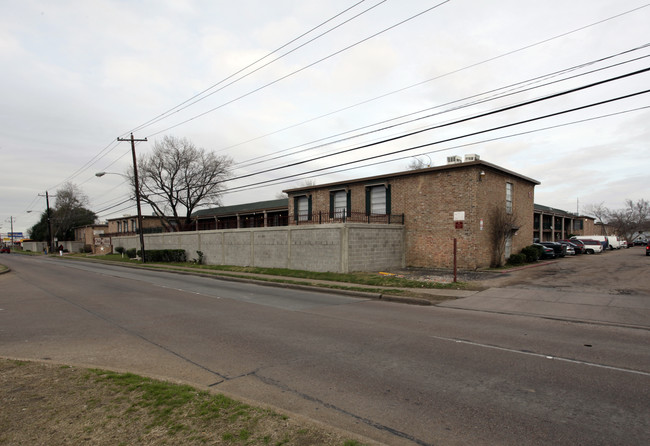 Oak Glen Apartments