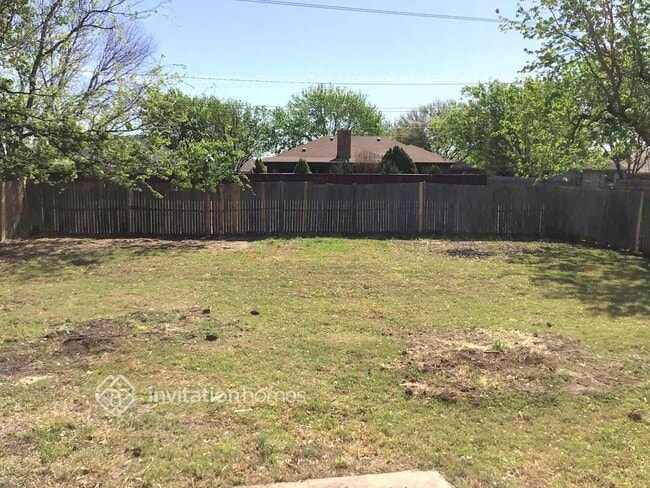 4737 Hollow Tree Dr in Arlington, TX - Building Photo - Building Photo