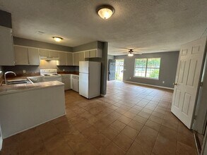 156 Randy Ct in Hinesville, GA - Building Photo - Building Photo