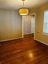 2120 Irvin Wy in Sacramento, CA - Building Photo - Building Photo