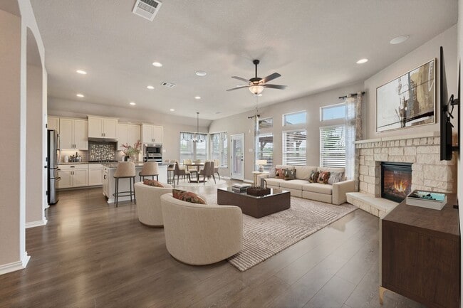 property at 2000 Camay St