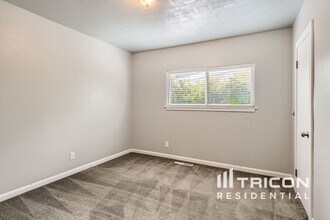 6111 S 520 E in Murray, UT - Building Photo - Building Photo