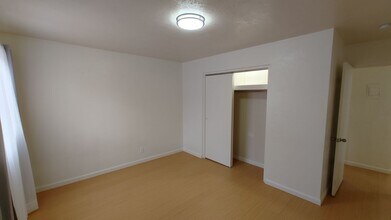 1018 Palomas Dr SE in Albuquerque, NM - Building Photo - Building Photo