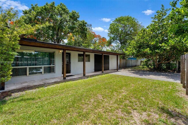 1708 SW 11th St in Fort Lauderdale, FL - Building Photo - Building Photo