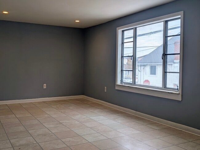 252 W Mechanic St in Frostburg, MD - Building Photo - Building Photo