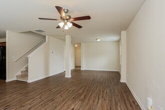 130 Betty Ann Ln in Covington, GA - Foto de edificio - Building Photo
