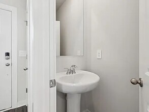 1741 Flora Grv in Nashville, TN - Building Photo - Building Photo