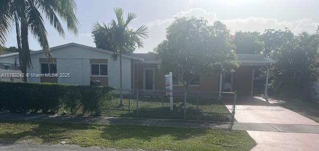 19920 SW 118th Pl in Miami, FL - Foto de edificio