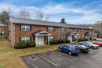 West Gate Terrace in Knoxville, TN - Foto de edificio - Building Photo
