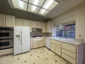 105 Hamersley Ct in Folsom, CA - Building Photo - Building Photo