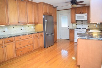 149 20th Ave NW in Hickory, NC - Building Photo - Building Photo