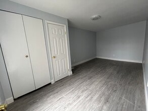 915 Washington Ave in Philadelphia, PA - Building Photo - Building Photo