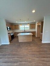 121 Madeline CT in Russellville, KY - Building Photo - Building Photo