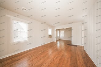 1701 E Madison St in Oklahoma City, OK - Building Photo - Building Photo