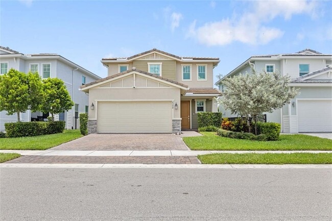 property at 4048 Veleiros Ave