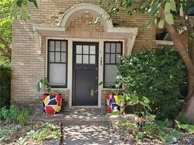 705 1/2 Graham Pl in Austin, TX - Building Photo