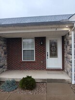 1445 N 3rd St in Bardstown, KY - Building Photo