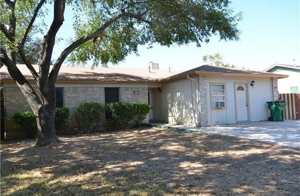 609 Riverwood Dr in Cedar Park, TX - Building Photo