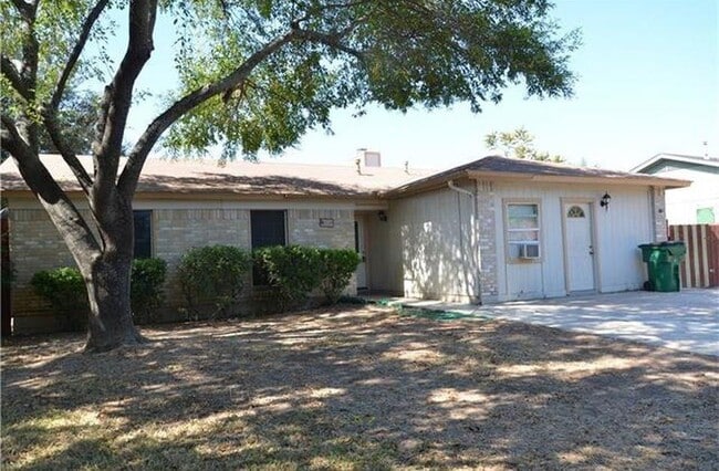 property at 609 Riverwood Dr