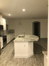 201 Messina Pl in Howey In The Hills, FL - Foto de edificio - Building Photo