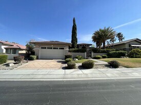 138 Via Solaro in Rancho Mirage, CA - Building Photo