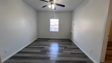 1325 Herkimer St in Houston, TX - Building Photo - Building Photo