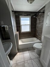 1401 N Court St in Rockford, IL - Building Photo - Building Photo