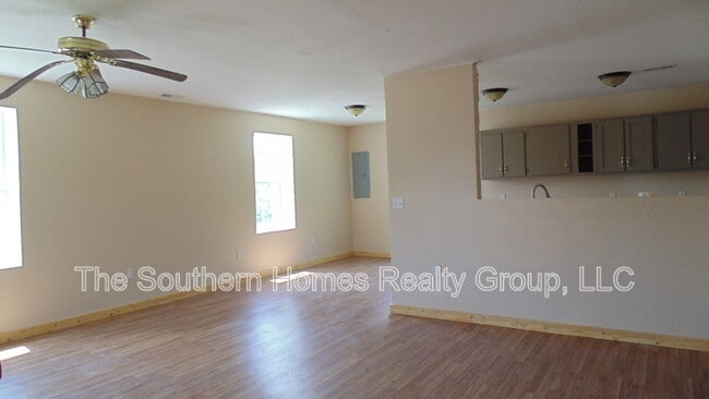 403 Lenoir St in Sweetwater, TN - Foto de edificio - Building Photo
