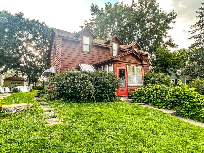 property at 818 7th St S