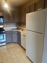 9 Brookside Ln in Mount Arlington, NJ - Building Photo - Building Photo