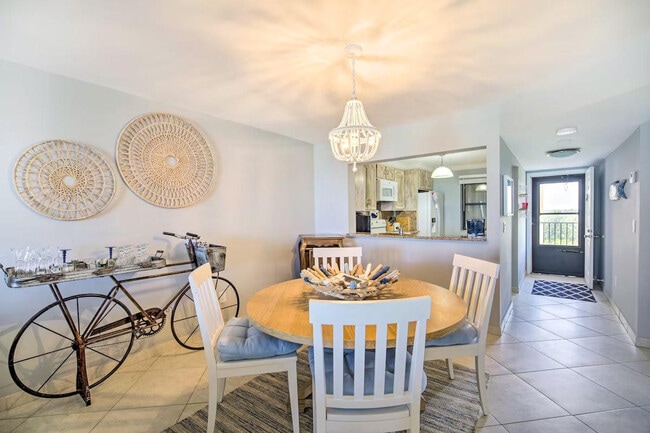 4250 N Hwy A1A, Unit SI ID1386075P in Fort Pierce, FL - Foto de edificio - Building Photo