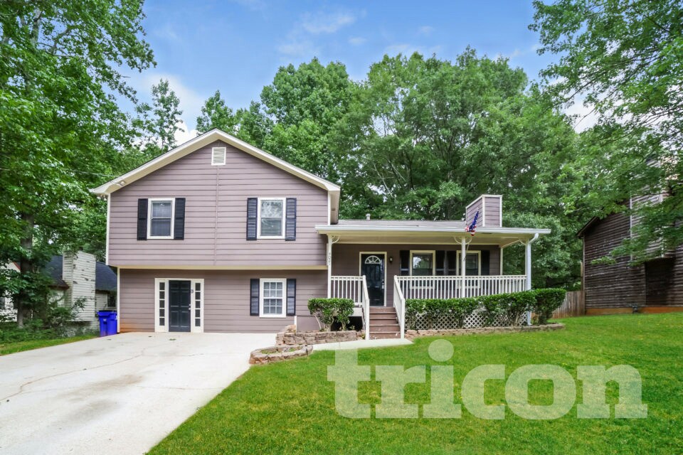 4021 Wylie Ln in Powder Springs, GA - Foto de edificio