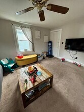 15 Burnside St, Unit 2 in Salem, MA - Building Photo - Building Photo