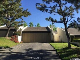 5318 Godbey Dr in La Cañada Flintridge, CA - Building Photo