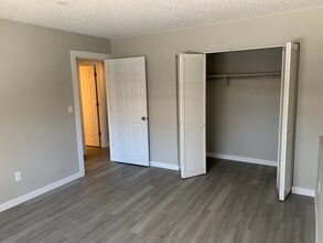 1435 Manitou Blvd, Unit 2 in Colorado Springs, CO - Foto de edificio - Building Photo