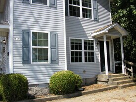 1453 Park St in Bowling Green, KY - Building Photo