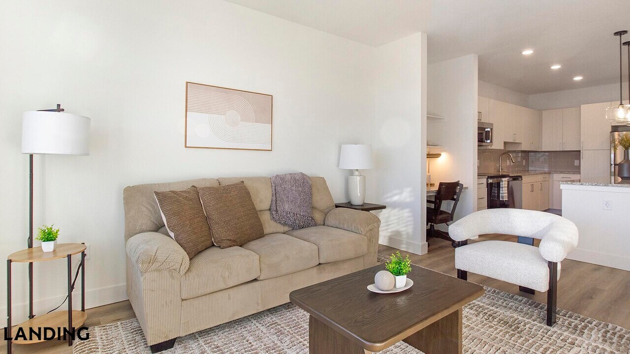 10670 Jake Jabs Blvd in Longmont, CO - Building Photo