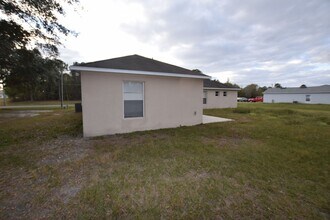 826 Halifax Dr in Kissimmee, FL - Building Photo - Building Photo