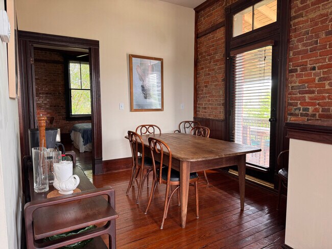 2737 W Cleveland St in Elloree, SC - Building Photo - Building Photo