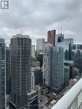 88 Queen St E in Toronto, ON - Building Photo - Building Photo