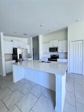 12089 Monterey Pine Ln in Ft. Myers, FL - Building Photo - Building Photo