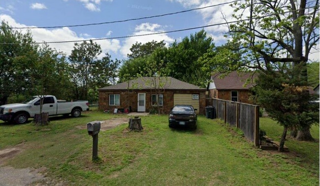 property at 302 N 35th West Ave