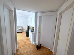 149 North St, Unit 1 in Somerville, MA - Foto de edificio - Building Photo