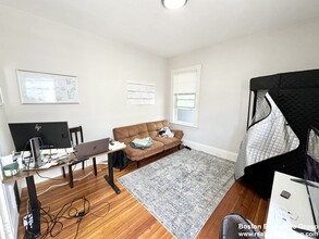 37 Sudan St, Unit 3 in Boston, MA - Building Photo - Building Photo